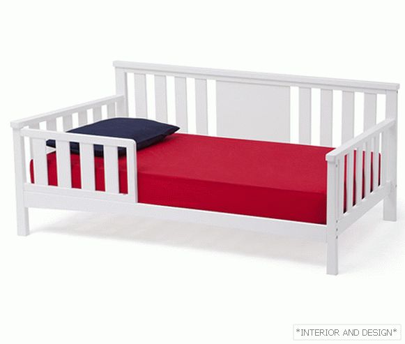 Легло за тригодишно дете със страни - 2