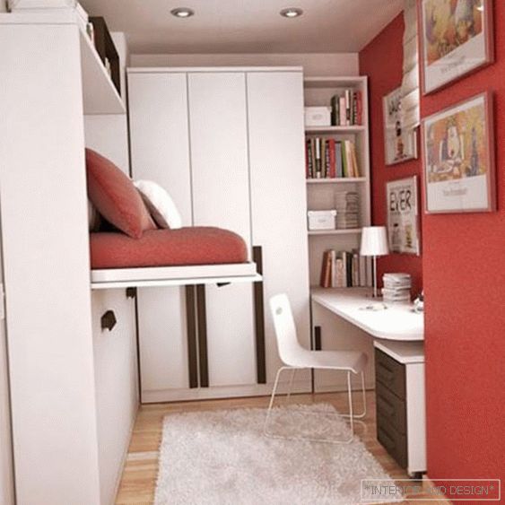 Спалня в нюанси на червено / лилаво - фото