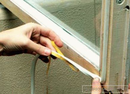 Начини за затопляне на дървени прозорци