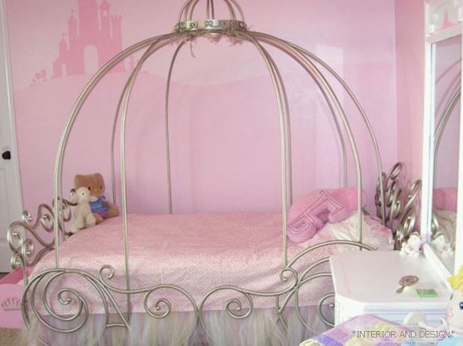 Розова стая за момиче от 12 години