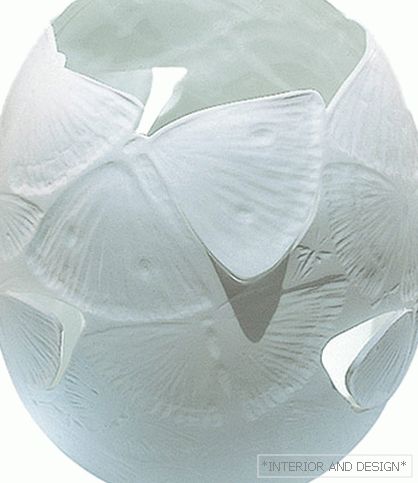 За облаками